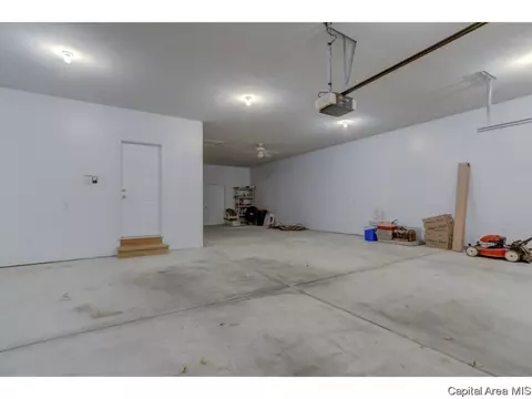2701 Wellington, Springfield, IL 62703 photo 31