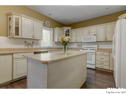 2701 Wellington, Springfield, IL 62703 photo 10