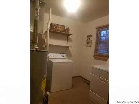 206 N Cherry, Abingdon, IL 61410 photo 15