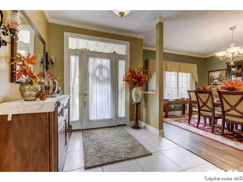 7200 Wentworth Dr, Springfield, IL 62711 photo 4
