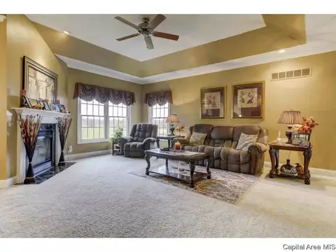7200 Wentworth Dr, Springfield, IL 62711 photo 8