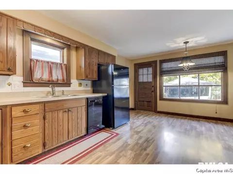 850 S State, Springfield, IL 62704 photo 11