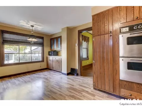 850 S State, Springfield, IL 62704 photo 14