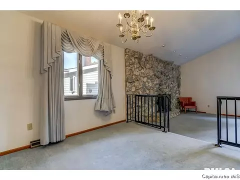 2495 Arrowhead, Springfield, IL 62702 photo 6