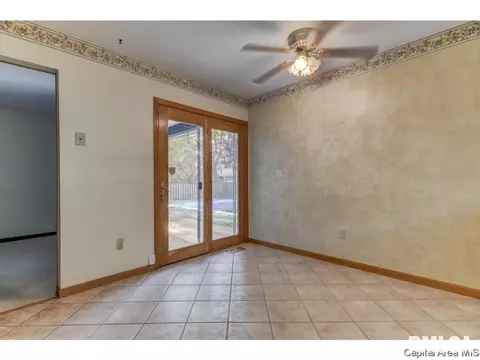 2495 Arrowhead, Springfield, IL 62702 photo 12