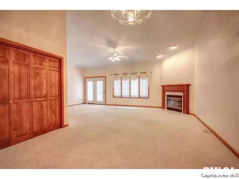 4420 Tulane Ct, Springfield, IL 62712 photo 9