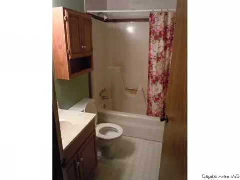 107 Coeburg St, Rio, IL 61472 photo 8