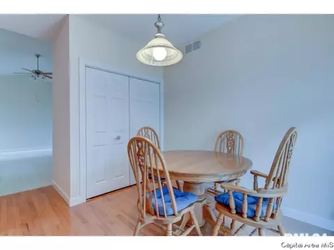 3606 Lytham, Springfield, IL 62712 photo 7