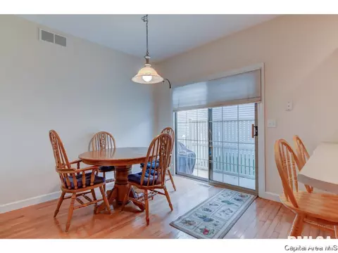 3606 Lytham, Springfield, IL 62712 photo 8