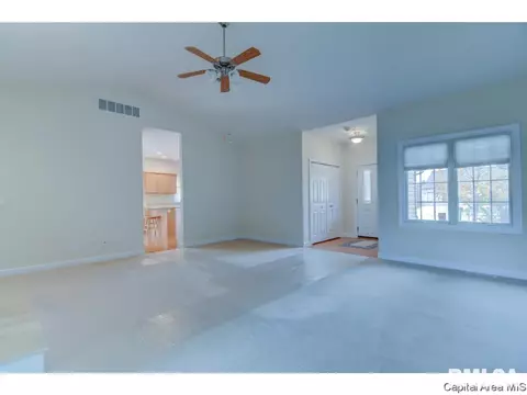 3606 Lytham, Springfield, IL 62712 photo 4