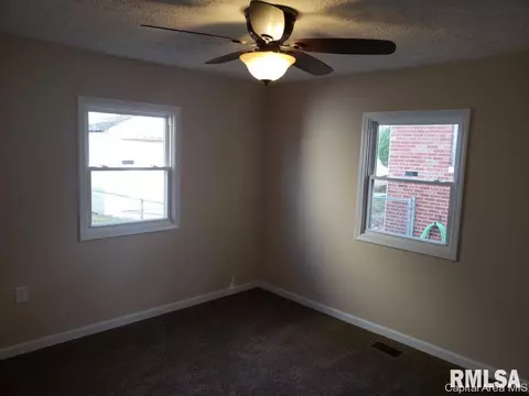 29 Rosaria Rd, Springfield, IL 62702 photo 8
