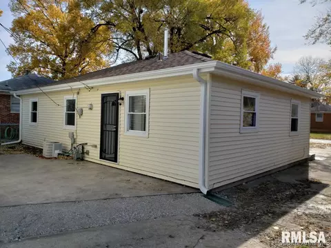 29 Rosaria Rd, Springfield, IL 62702 photo 2