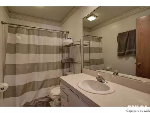 4300 Comanche Dr, Springfield, IL 62711 photo 27