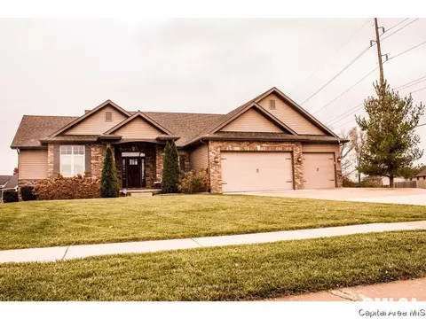 1400 Lake Pointe Crt, Springfield, IL 62712 photo 1