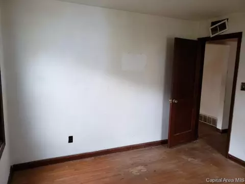 2032 N 19th St, Springfield, IL 62702 photo 10