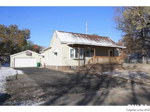 217 N Daniel Ave, Springfield, IL 62702 photo 1