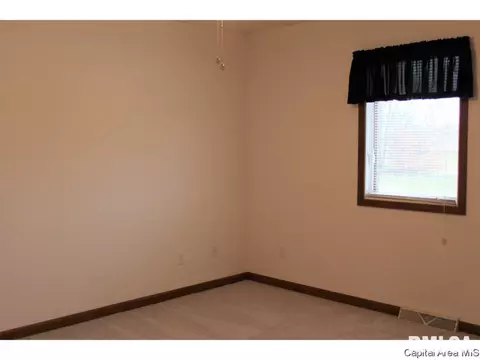 2720 Walter Rd, Springfield, IL 62703 photo 7
