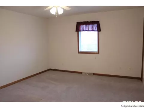 2720 Walter Rd, Springfield, IL 62703 photo 15