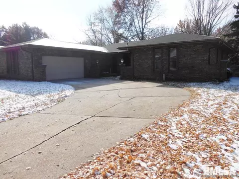 331 333 Norwalk Rd, Springfield, IL 62704 photo 2