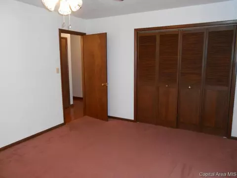331 333 Norwalk Rd, Springfield, IL 62704 photo 15