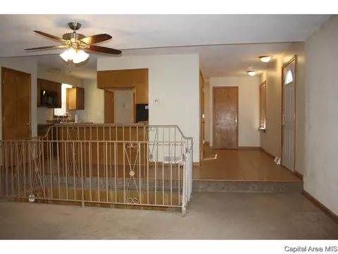 1801 N 9th St, Springfield, IL 62702 photo 5