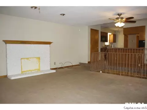 1801 N 9th St, Springfield, IL 62702 photo 4