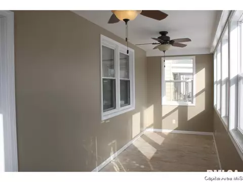 1801 N 9th St, Springfield, IL 62702 photo 16