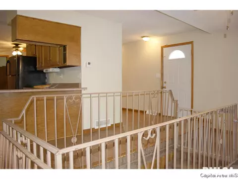 1801 N 9th St, Springfield, IL 62702 photo 6