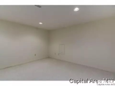 200 Golf Rd, Springfield, IL 62704 photo 7