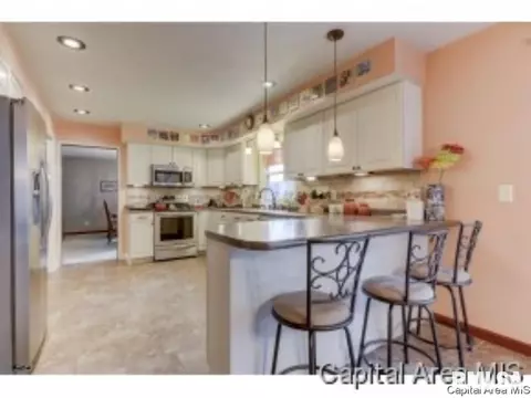 200 Golf Rd, Springfield, IL 62704 photo 16
