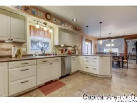 200 Golf Rd, Springfield, IL 62704 photo 17