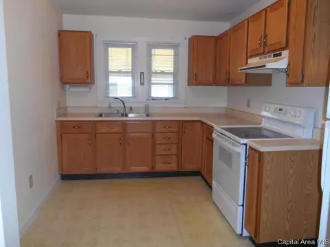 2329 E Reservoir St, Springfield, IL 62702 photo 13