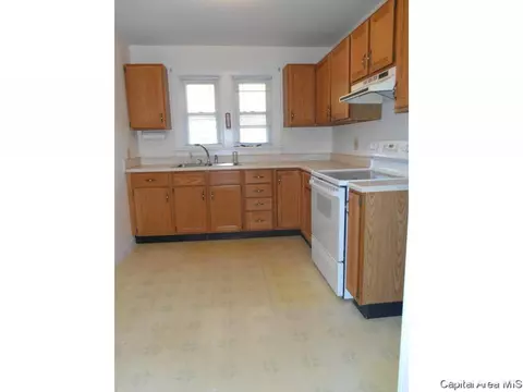 2329 E Reservoir St, Springfield, IL 62702 photo 11