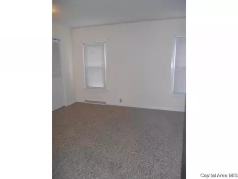 2329 E Reservoir St, Springfield, IL 62702 photo 6