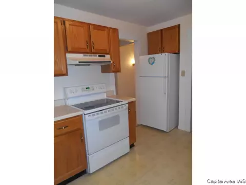 2329 E Reservoir St, Springfield, IL 62702 photo 12
