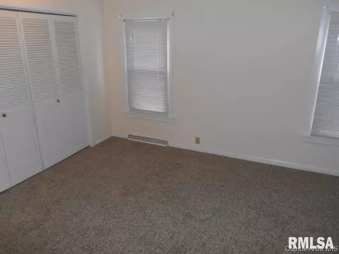2329 E Reservoir St, Springfield, IL 62702 photo 8