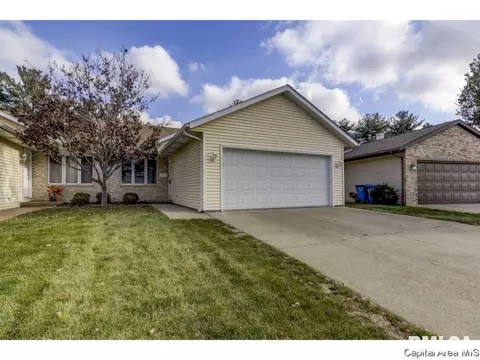 5222 Carlton Dr, Springfield, IL 62703 photo 1
