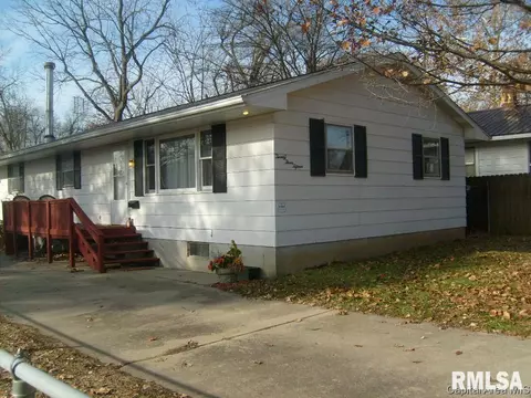 2315 S 15th St, Springfield, IL 62703 photo 1