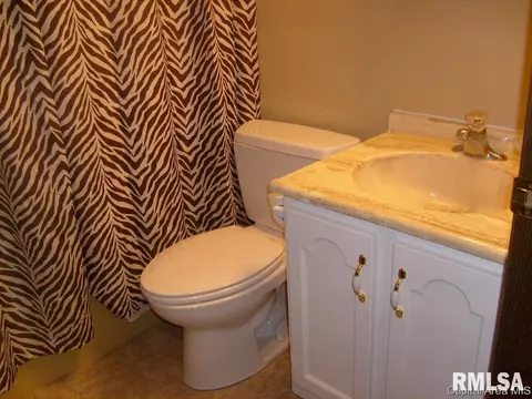 2315 S 15th St, Springfield, IL 62703 photo 12