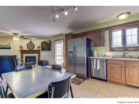 3724 Indian Grass Ln, Springfield, IL 62712 photo 11