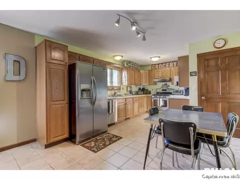 3724 Indian Grass Ln, Springfield, IL 62712 photo 9