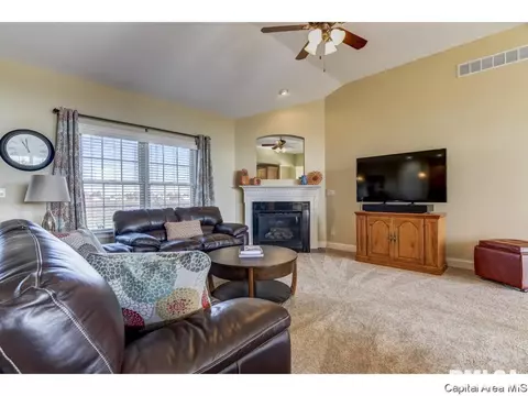 6001 Hedley Rd, Springfield, IL 62711 photo 7
