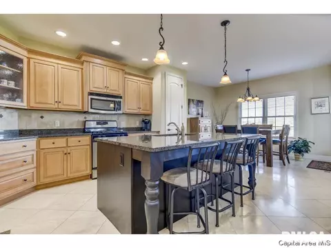 6001 Hedley Rd, Springfield, IL 62711 photo 9