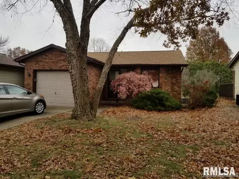 100 Astoria Rd, Springfield, IL 62704 photo 1