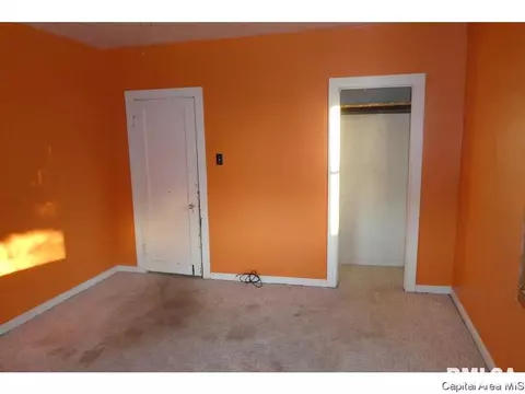 303 S 4th St, Benld, IL 62009 photo 6