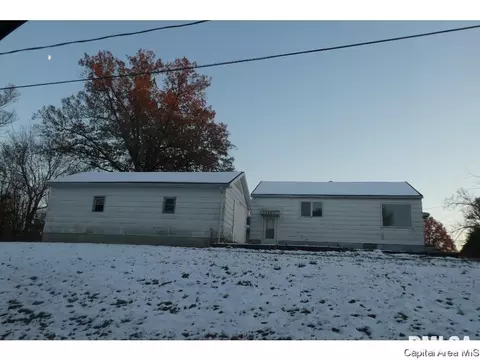 303 S 4th St, Benld, IL 62009 photo 11