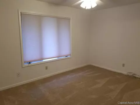 3025 Newport Dr, Springfield, IL 62702 photo 21
