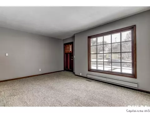 1812 N 21st, Springfield, IL 62702 photo 3