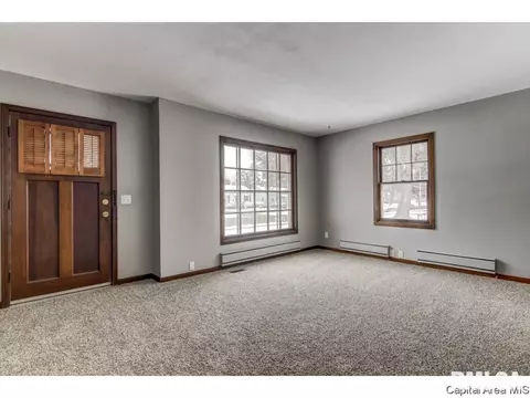 1812 N 21st, Springfield, IL 62702 photo 2
