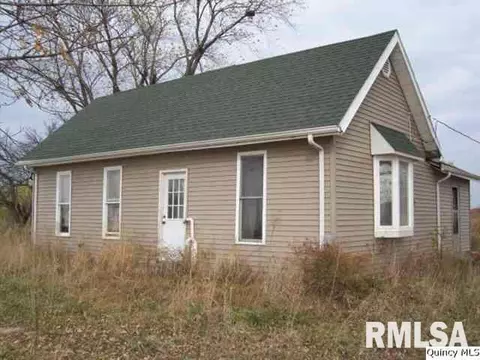1951 E 2000th, Camp Point, IL 62320 photo 1